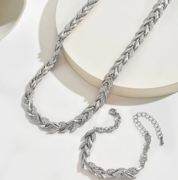 CLAUDIA - Ciondolo a Mano a Forma di Coda di Pesce