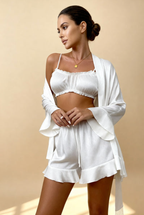 Rebecca – Set Pigiama in Raso Satinato 3 Pezzi | Eleganza & Comfort